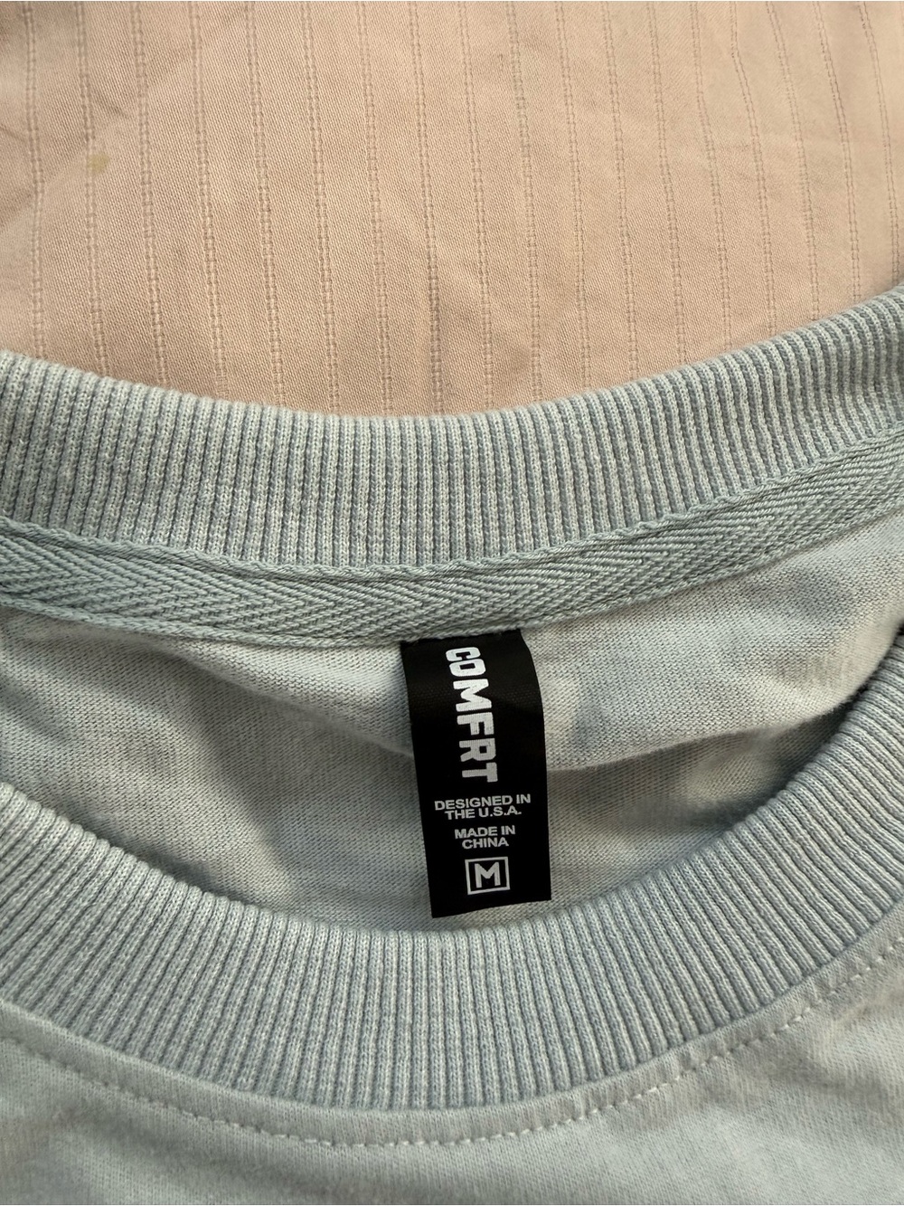 Comfrt Brand oversized Tee in Skylight /Med - Picture 3 of 4